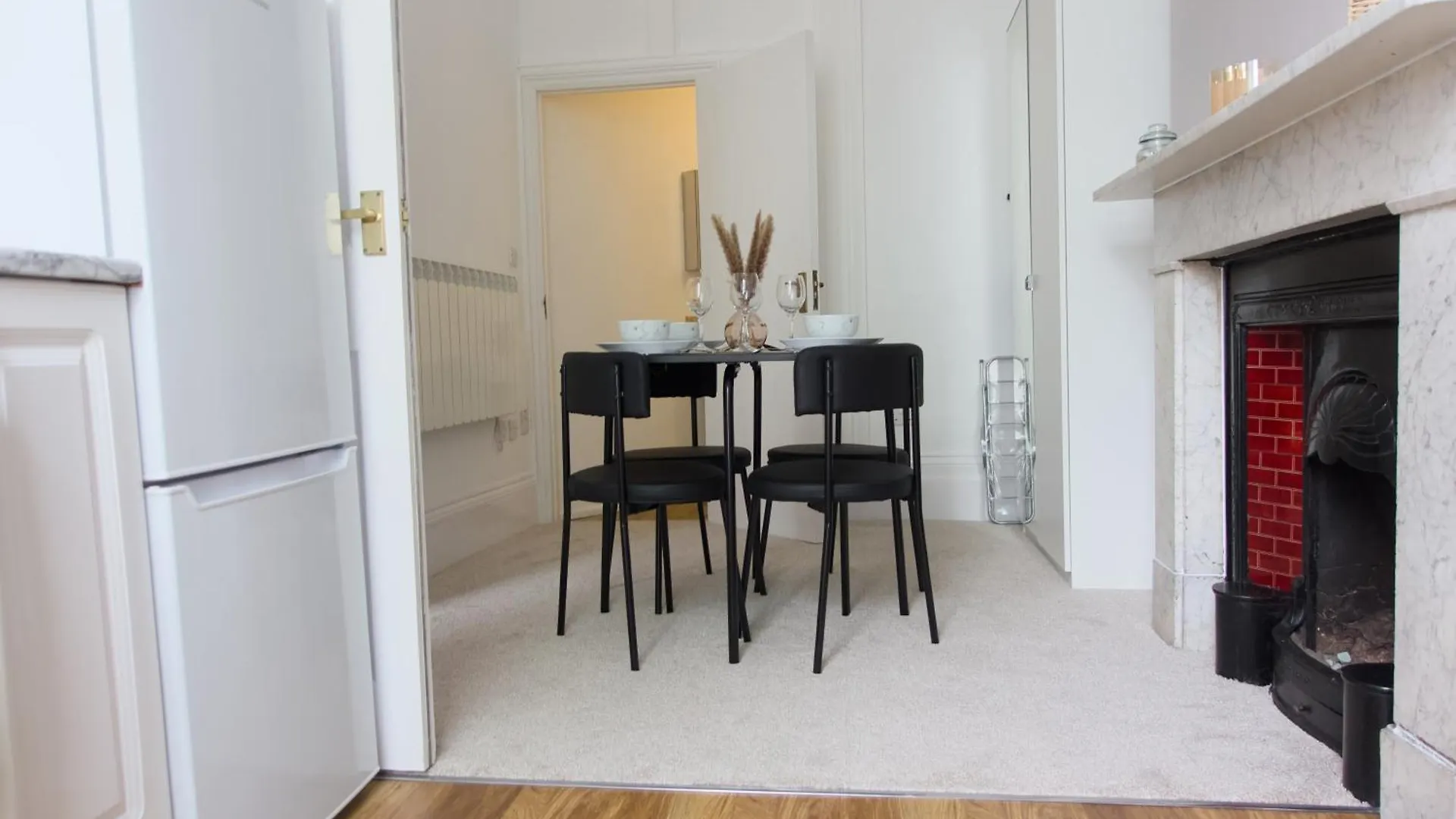 1 Bedroom Apartment - The Opal Cheltenham 0*,  United Kingdom